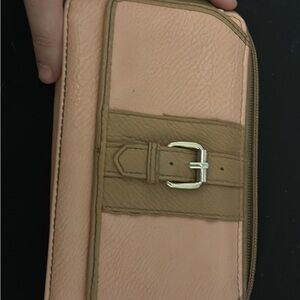 Elegant Tan and Cream Women's Wallet